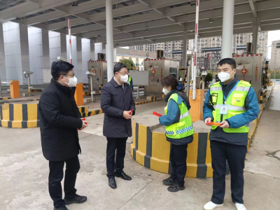 董事長涂建平、總經(jīng)理章勇慰問高速公司一線員工